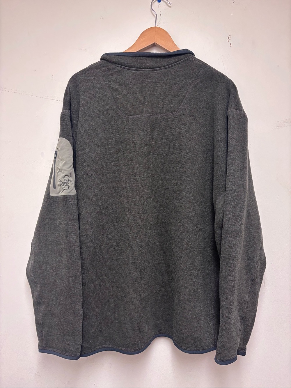 Vintage Arc’teryx Quarter Zip Pullover Sweater - Picture 11 of 12